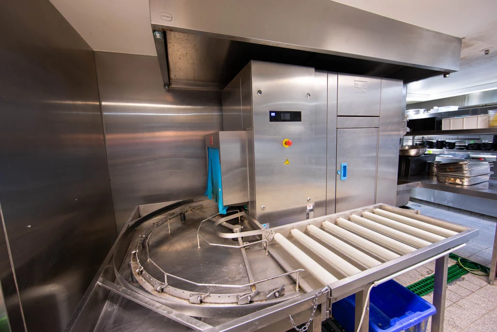 Central kitchen lighting application