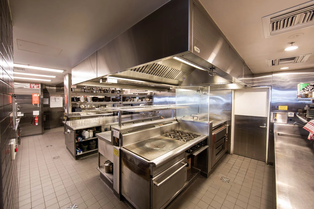 Commercial kitchen lighting application